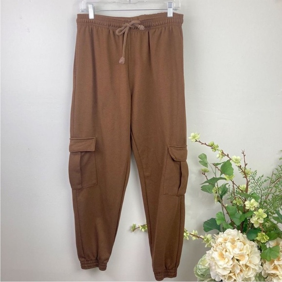 ASOS Topshop Oversized Joggers with Cargo Pocket in Chocolate Brown - Picture 5 of 14